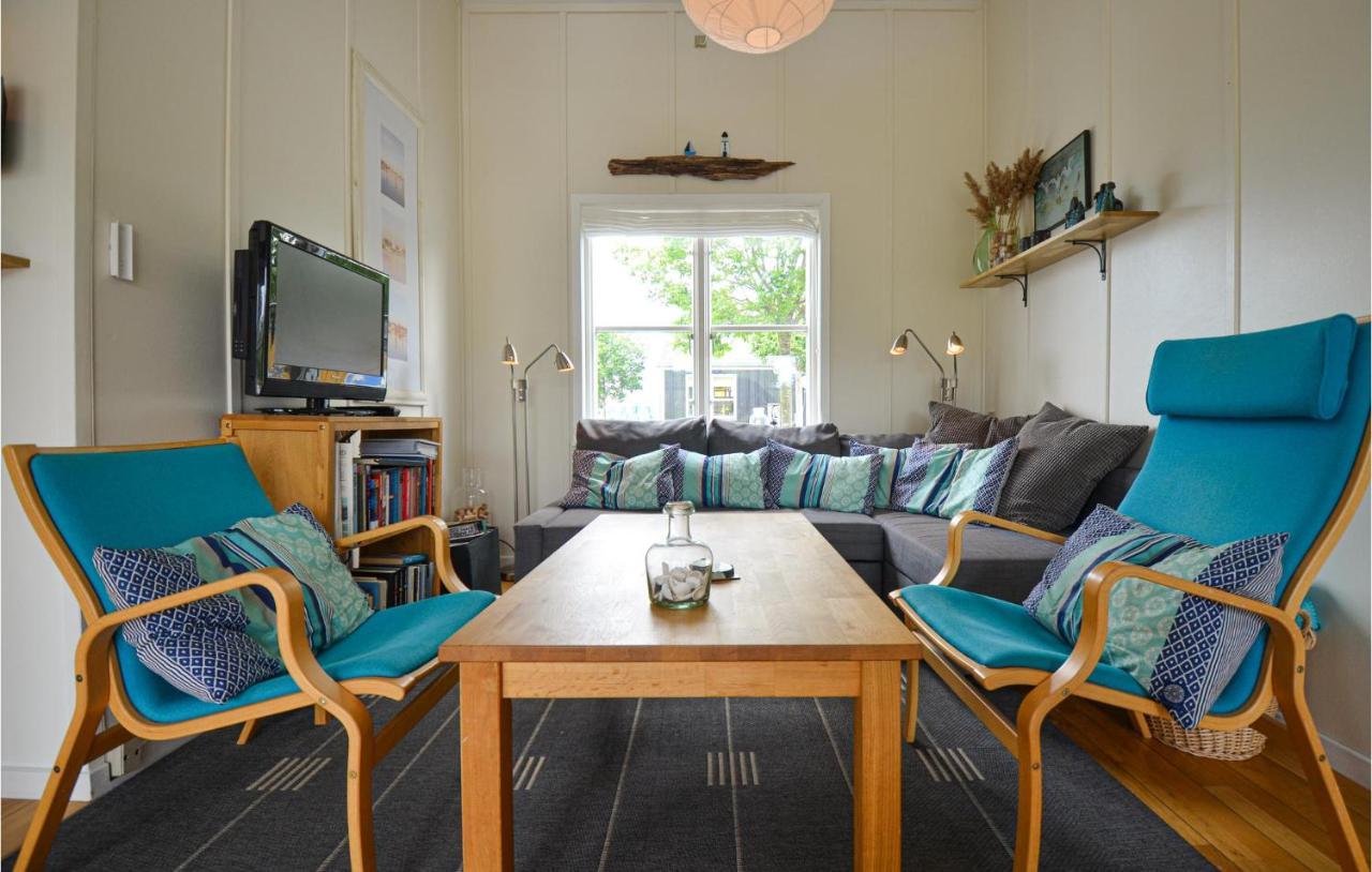 3 Bedroom Amazing Home In Ebeltoft Exterior photo